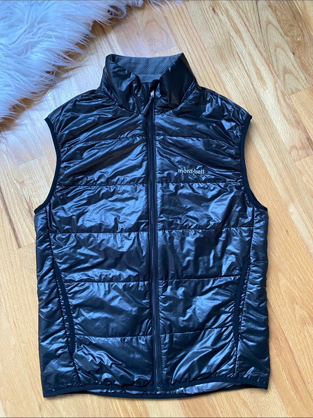 Men's Black Ultralight Thermawrap  Packable Down Vest Sz Small